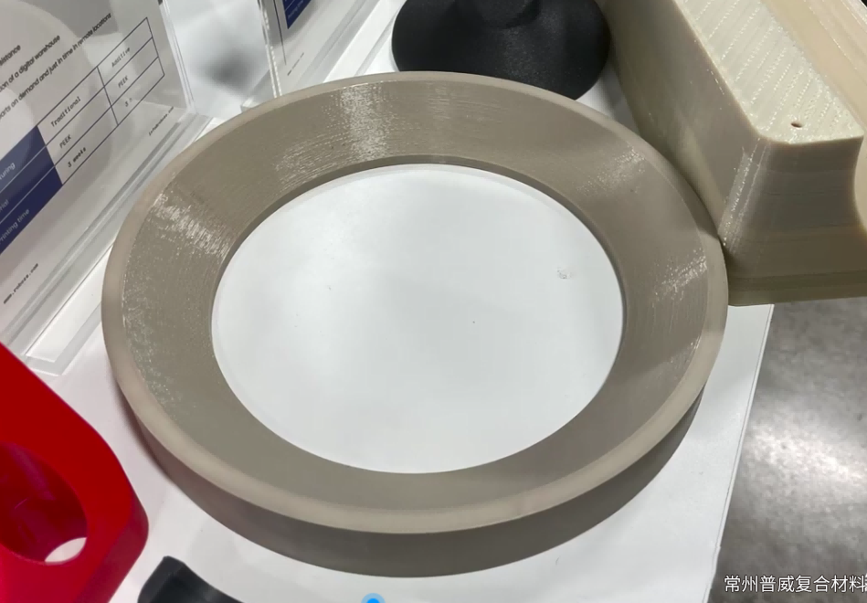 碳纤维增强聚醚醚酮 （PEEK）复合材料：石油和天然气行业应用案例